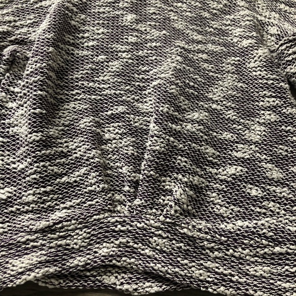 Fabletics Juliette Pullover - Picture 4 of 4